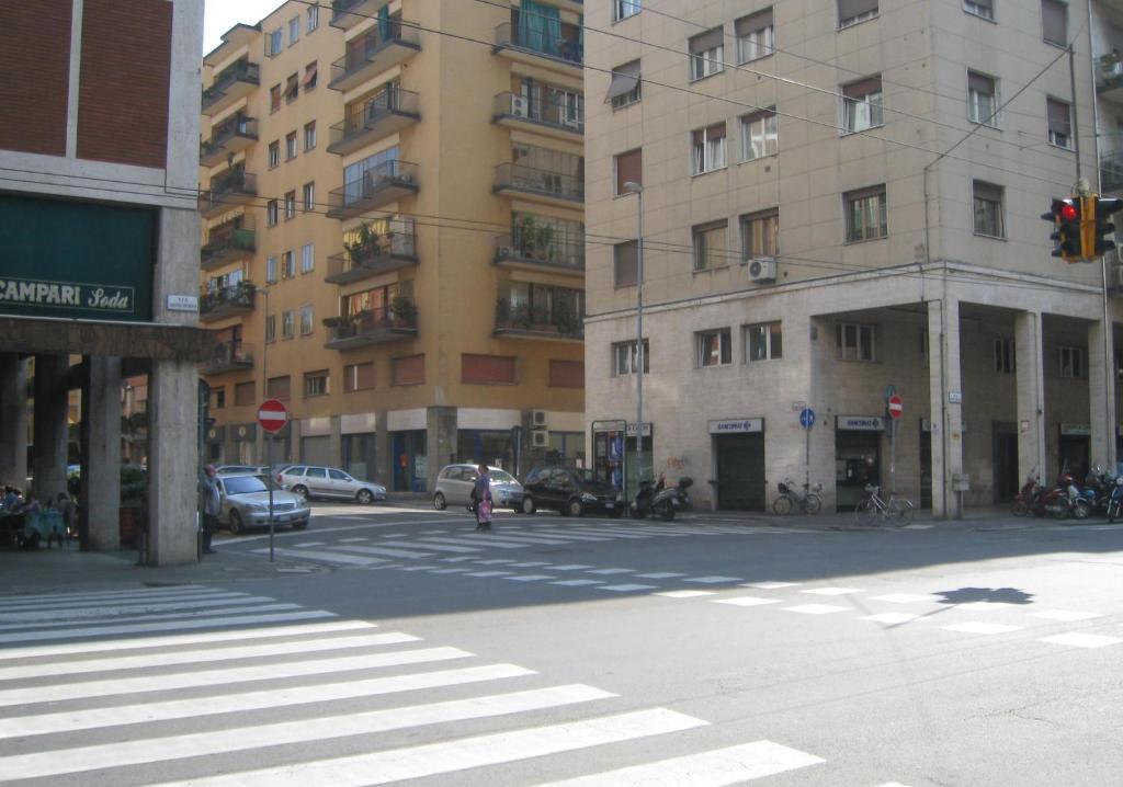 A B C Bologna In B&B 外观 照片