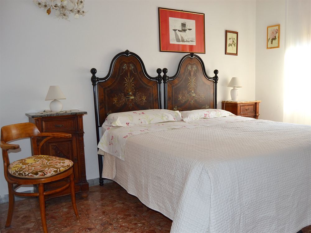 A B C Bologna In B&B 外观 照片