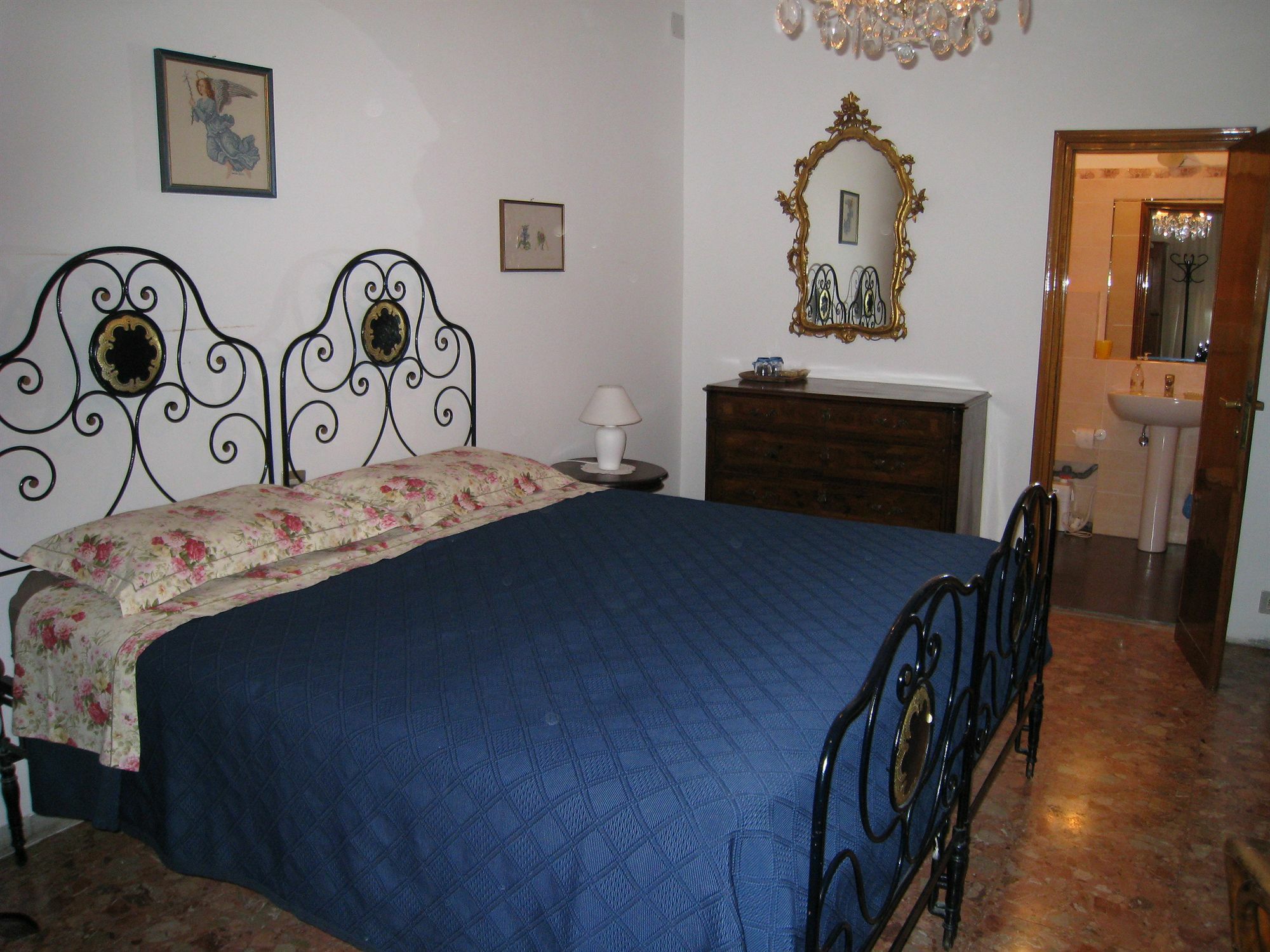 A B C Bologna In B&B 外观 照片